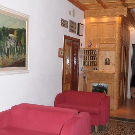 Vecellio Hotel 2*